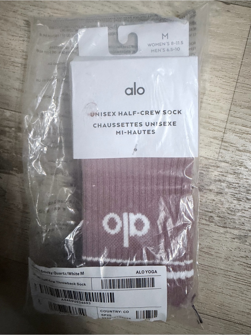 ALO Yoga Half-Crew Sock in Smoky Quartz and White